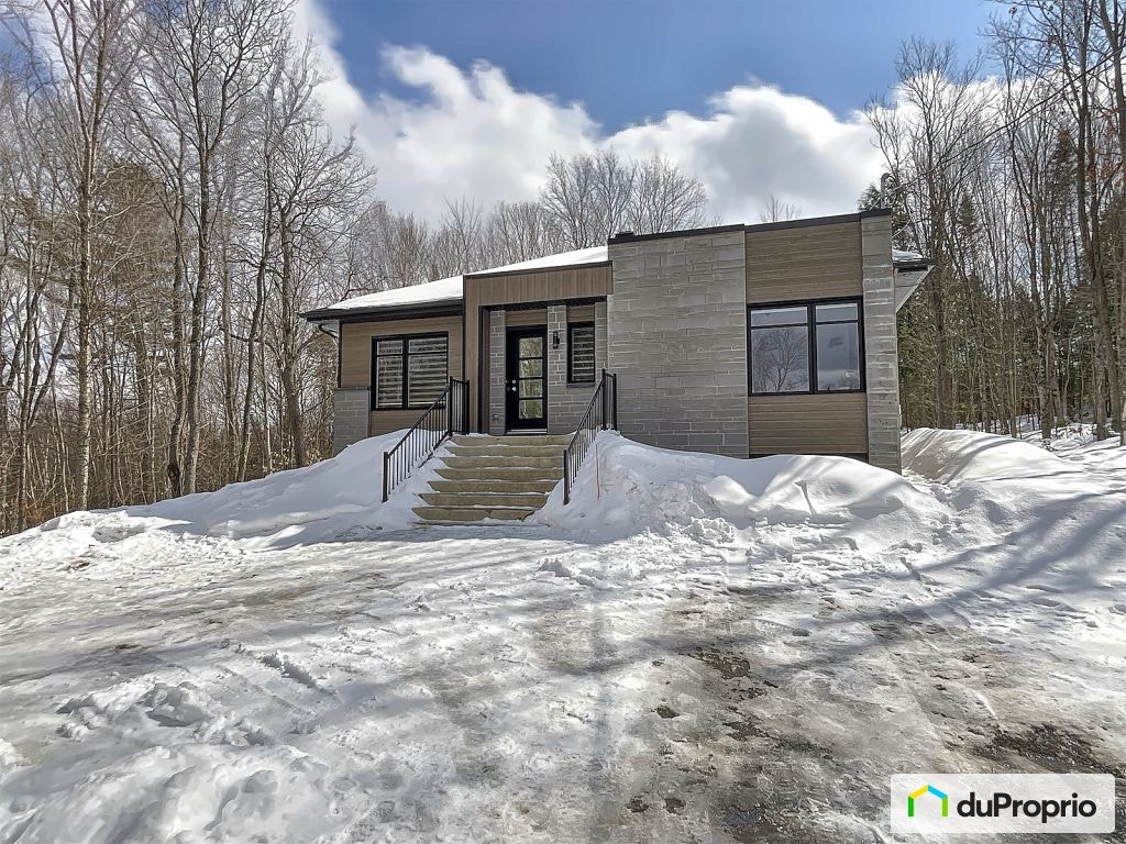 $629,000 - Bungalow for sale in St-Colomban — photo 1