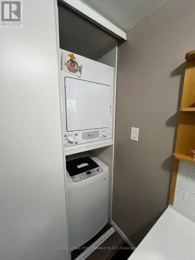 253 LACOURSE LANE Lanark Highlands, Ontario in Houses for Sale in Ottawa - Image 11
