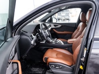 CARGET AUTOMOTIVE is thrilled to offer this The 2017 Audi Q7 3.0T Technik, a premium 7-passenger lux... (image 9)