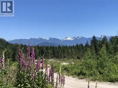 Welcome to your own private sanctuary at Elphinstone Crossing Estates - 22+ acres encompassing a mix...