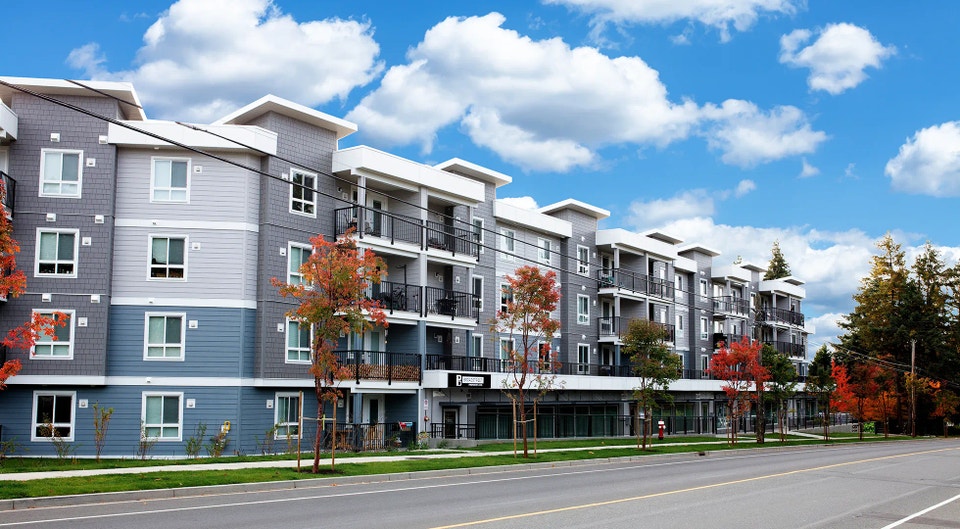 Pet-Friendly Three Bedroom Two Bath with In-suite Laundry for Re 1
