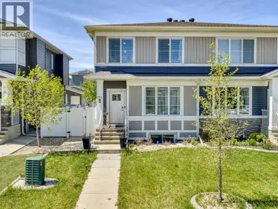 Here’s a great opportunity to become the new owner of this amazing half duplex, located in the sough...