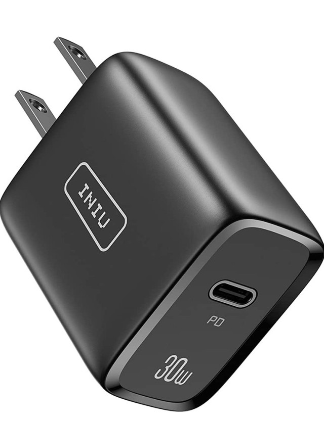 USB C Charger, INIU 30W PD 3.0 Fast Charging Mini Wall Charger dans Appareils électroniques  à Région d’Oshawa/Durham - Image 3