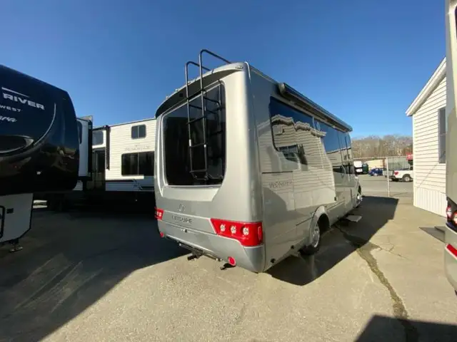 2026 Leisure Travel Wonder 24RTB in RVs & Motorhomes in Bedford - Image 15