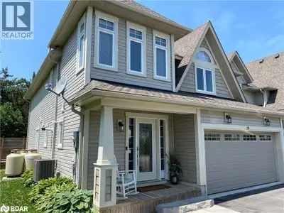 Your Dream Home Awaits at Oak Bay Golf & Marina! Discover this stunning end-unit townhome in the sou...