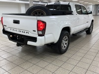 Built on a legacy forged in deserts, forests, and job sites, the 2022 Toyota Tacoma carries forward... (image 5)