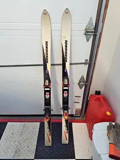 skis rosignol 50po, View more