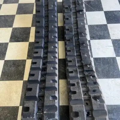 TNT Skid Steer Tracks - 320x86x49 C-Lug Pattern - Fits Bobcat T550,T595; CAT 239D, 249D; Gehl RT165;...