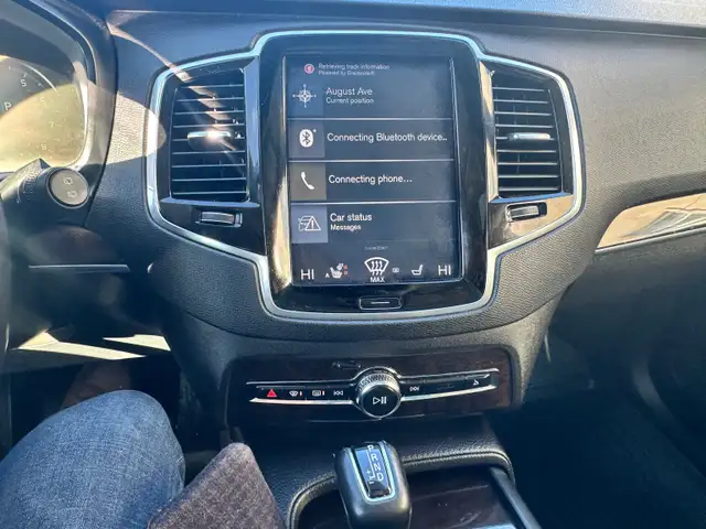 2018 Volvo XC90 T6 Momentum Reduced in Cars & Trucks in City of Toronto - Image 13