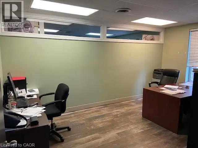 365 GRAYS Road Hamilton, Ontario in Commercial & Office Space for Rent in Oakville / Halton Region - Image 9