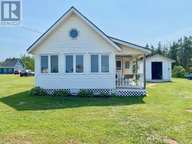 6456 Rte 14 Cape Wolfe, Prince Edward Island in Houses for Sale in Summerside - Image 3