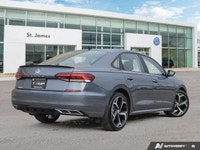 * Premium Audio: Fender Premium Audio system with 8 speakers and a subwoofer. * Infotainment: 6.33-i... (image 4)