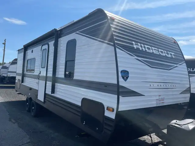 2022 Hideout 262BH--CLEARANCE PRICING in Travel Trailers & Campers in Sudbury - Image 4