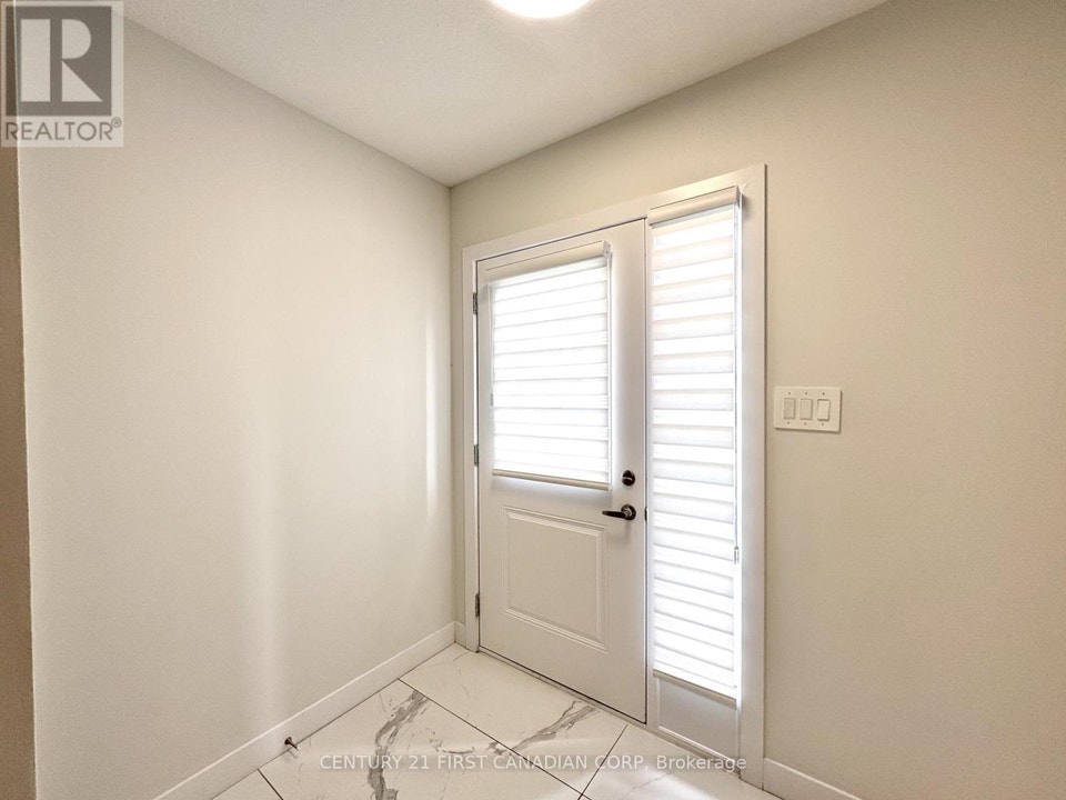 29 - 349 SOUTHDALE ROAD E London South (South W), Ontario 3