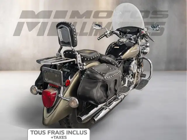 2005 yamaha V-Star 1100 Classic in Street, Cruisers & Choppers in Laval / North Shore - Image 9