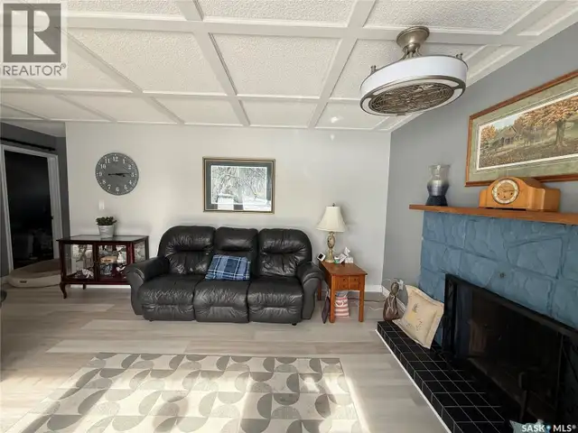 201 4th AVENUE SE Eston, Saskatchewan in Houses for Sale in Swift Current - Image 18