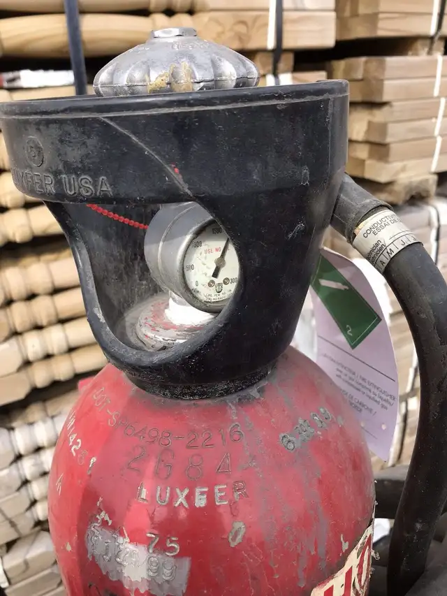 Extincteur antique in Other in Drummondville - Image 4