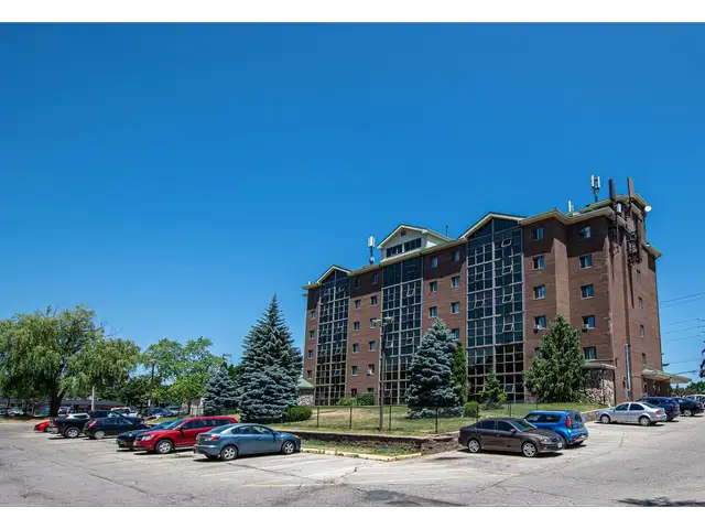 1 Bedroom Apartment for Rent - 444 Victoria Road N in Long Term Rentals in Guelph - Image 5