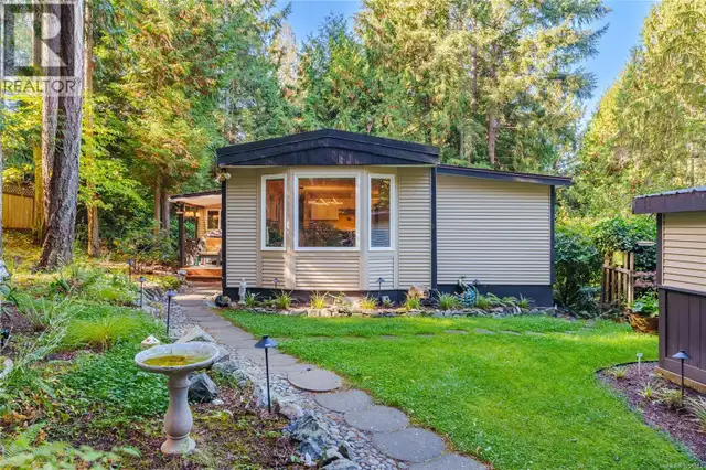 21 7071 Lantzville Rd Lantzville, British Columbia in Houses for Sale in Victoria - Image 2