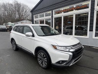 Welcome to AUTOLANE & CYCLE INC Engine: 4 Cylinder Engine 2.4L L/100Km City: 9.9 L/100Km Hwy: 8.1 Sa... (image 2)