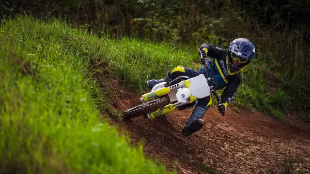 2027 Husqvarna Motorcycles TC 50 in Street, Cruisers & Choppers in Delta/Surrey/Langley - Image 2