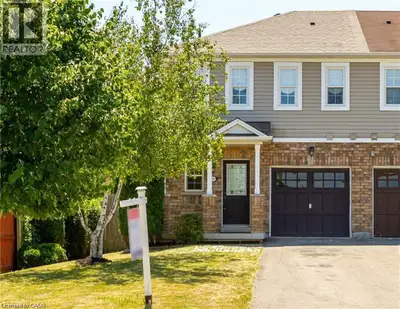 2 storey end unit townhome featuring 3 bedrooms, 2 full bathrooms (including ensuite) plus main floo...
