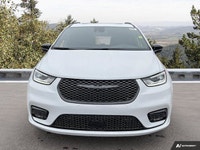 Welcome to Moncton Chrysler Jeep Dodge. *SALE SPECIAL !!* This Chrysler Pacifica Hybrid delivers a G... (image 8)