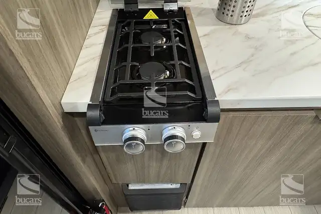 2026 VENTURE RV SONIC LITE 169VRK in Travel Trailers & Campers in Calgary - Image 14