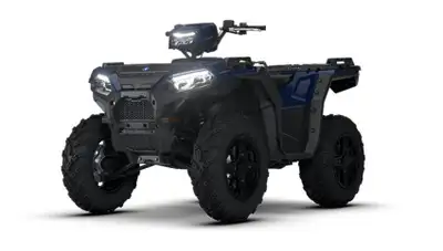 CARACTÉRISTIQUES DE SÉRIE DU 850 : Traction intégrale sur demande Débattement de suspension anti-rou...