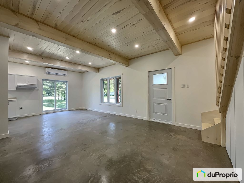 $435,000 - 2 Storey for sale in St-Samuel — photo 2