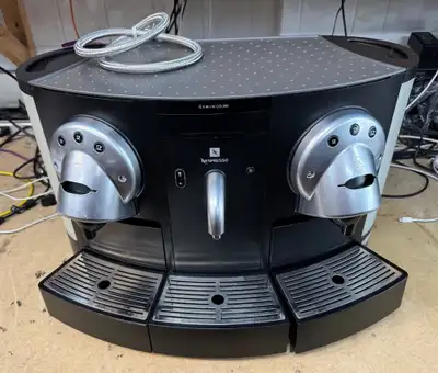 We have for sale the following used Nespresso Gemini CS 200 Pro Type 707 Commercial Coffee Maker. Th...