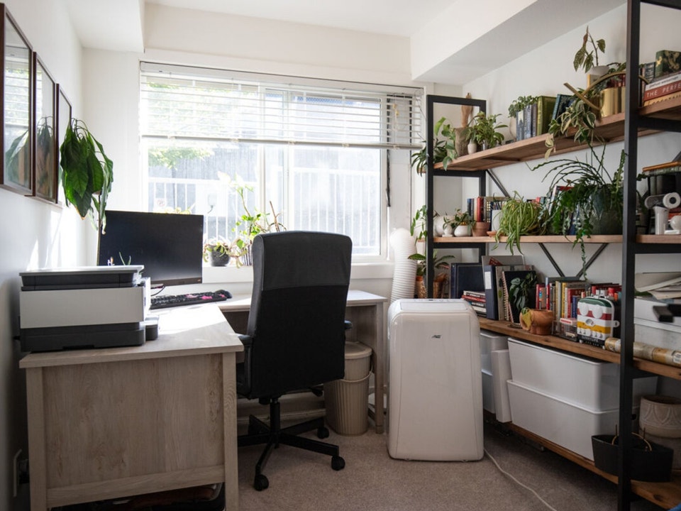 Updated Condo in Downtown Abbotsford 5