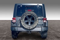 3.6 L 6 Cyl Engine Vehicle Options: Bluetooth, Accident Free! Led Headlights, Seating Capacity 5. Ve... (image 3)