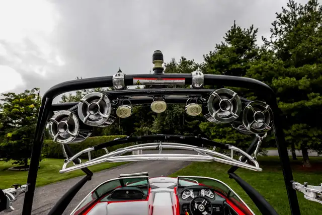 2011 Supra 22V in Powerboats & Motorboats in Rimouski / Bas-St-Laurent - Image 13