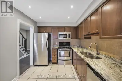 166 - 7360 ZINNIA PLACE Mississauga (Meadowvale Village), Ontari
