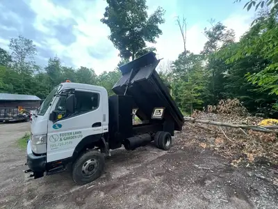 2012 MITSUBISHI FUZO DUMP TRUCK WELL MAINTAINED LOW KMS ASKING 27500.00