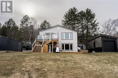 Welcome to 8A Frenchman's Bay - your dream waterfront home! This beautifully renovated home sits on...