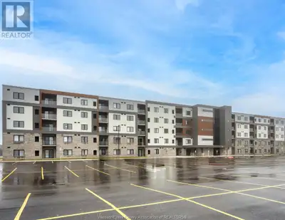 2550 SANDWICH W PKWY Unit# 414 LaSalle, Ontario
