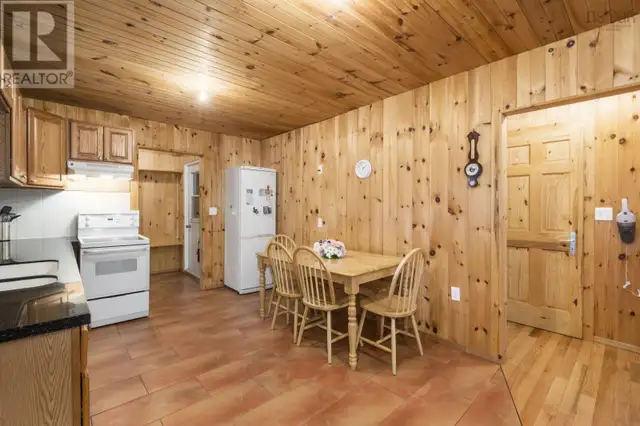 87 Edith's Point Road South Brookfield, Nova Scotia in Houses for Sale in Bridgewater - Image 10