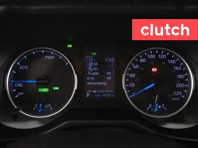 2022 Toyota RAV4 Hybrid LE AWD w/ Front Heated Seats, Rearview C in Cars & Trucks in Ottawa - Image 27