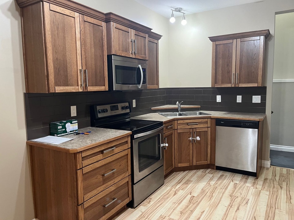 2 Bed 1.5 Bath Unit in Sylvan Lake, AB 2
