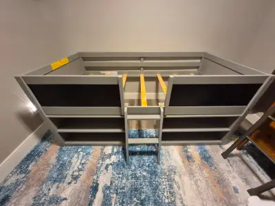 Giantex Low loft bed twin size, View more
