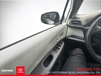 LE Engine: 4 Cylinder Engine 2.5L L/100Km City: 6.6 L/100Km Hwy: 6.5 Safety Equipment Electronic Sta... (image 9)