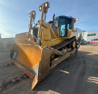 2010 Caterpillar D8T 6550 Hours SU Blade Enclosed Cab w/ Heat & AC 24" Track Pad Width Caterpillar C...