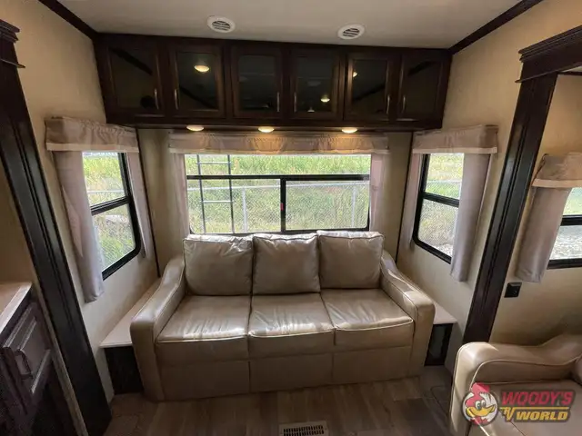 2018 PALOMINO RV COLUMBUS 298RL in Travel Trailers & Campers in Edmonton - Image 14