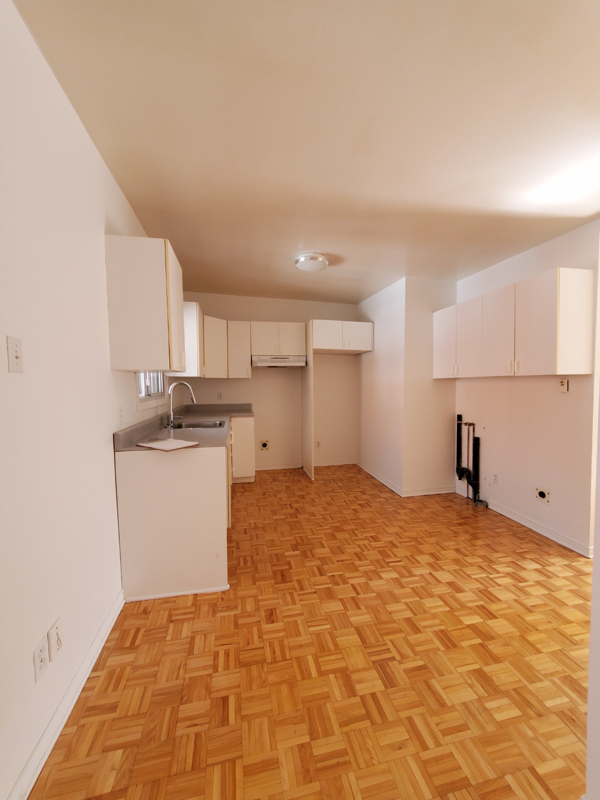 Logement à louer 41/2 haut duplex, Plateau, Brébeuf- Mont-Royal — photo 1