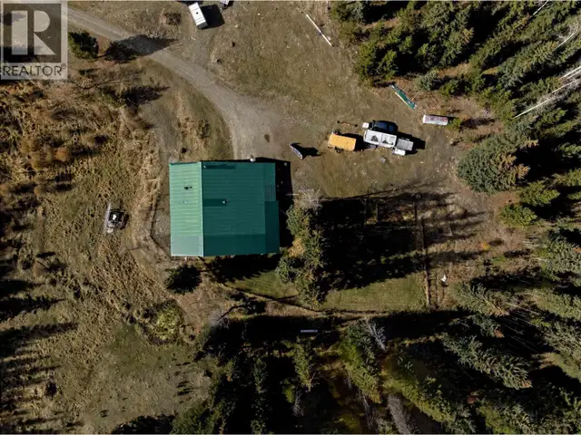 6391 HOUSEMAN ROAD 100 Mile House, British Columbia in Houses for Sale in 100 Mile House - Image 5