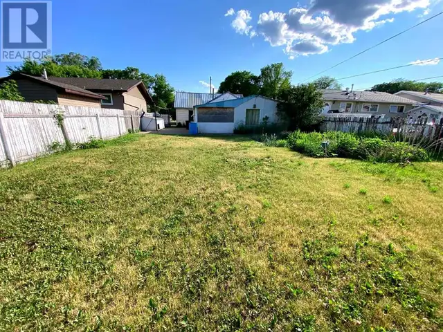1130 6 Avenue Wainwright, Alberta62854409638657122