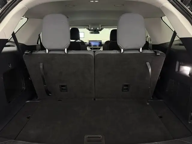 2025 Ford Explorer ACTIVE 4WD5583759143868928013