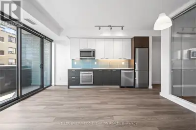 406 - 109 VAUGHAN ROAD Toronto (Humewood-Cedarvale), Ontario
